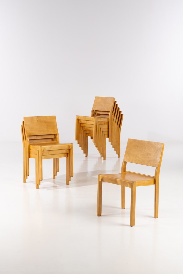 Alvar Aalto (1898-1976) Set of ten chairs - Model 'E11/611' (1 of 1)