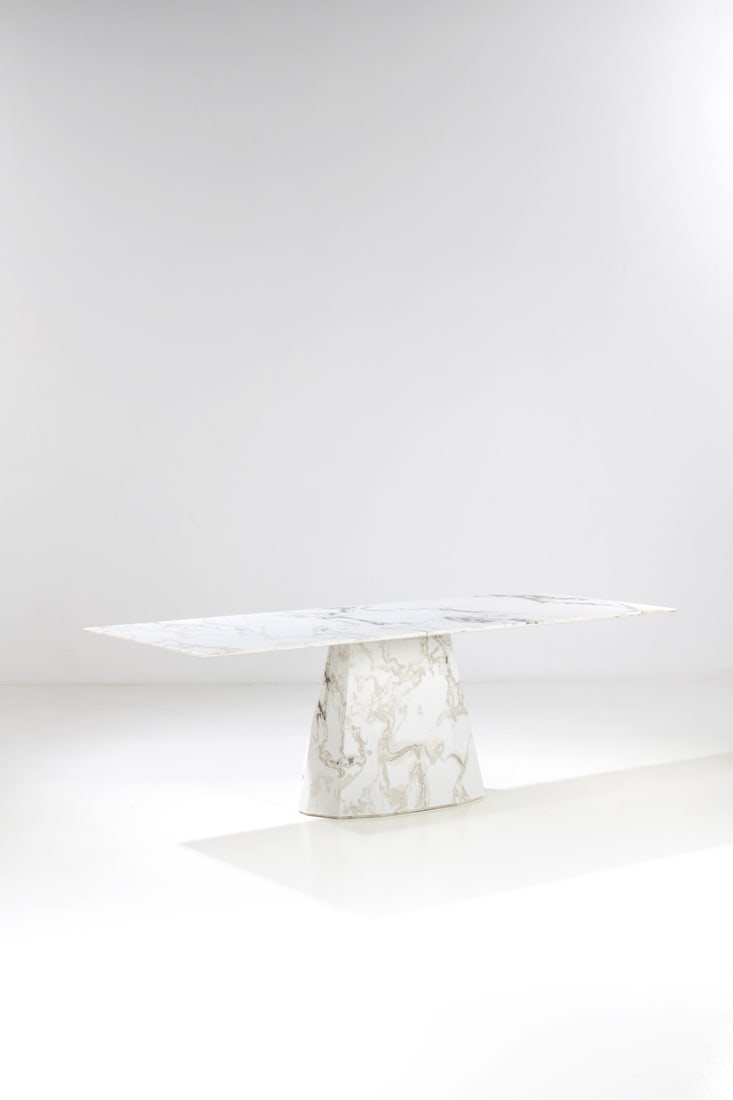 Victoria Wilmotte (born 1985) Dining table - 'Oyster' model Unique piece (1 of 2)