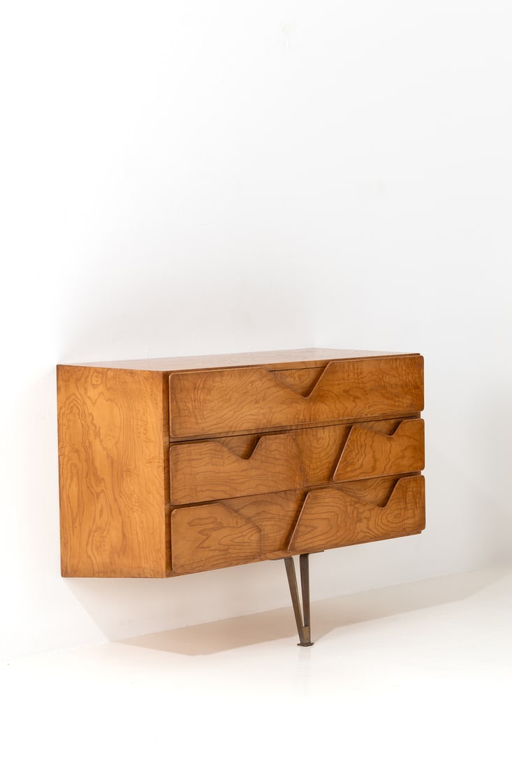 Gio Ponti (1891-1979) Wall-mounted chest of drawers (1 of 1)