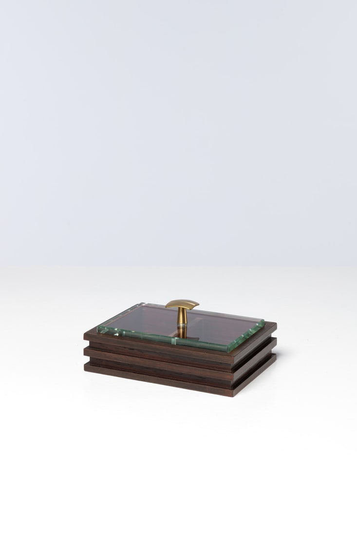 Fontana Arte (Edited by, 20th c.) Box: Fontana Arte (Edited by, 20th c.)BoxWood, glass and brassEdited by Fontana ArteModel created in the 1940sH 7×L 17,5×W 12,5 cm