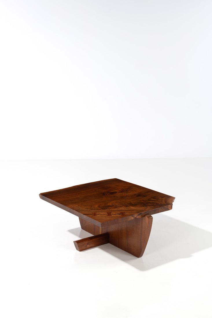xx George Nakashima (1905-1990) Coffee table - 'Greenrock' Model (1 of 3)