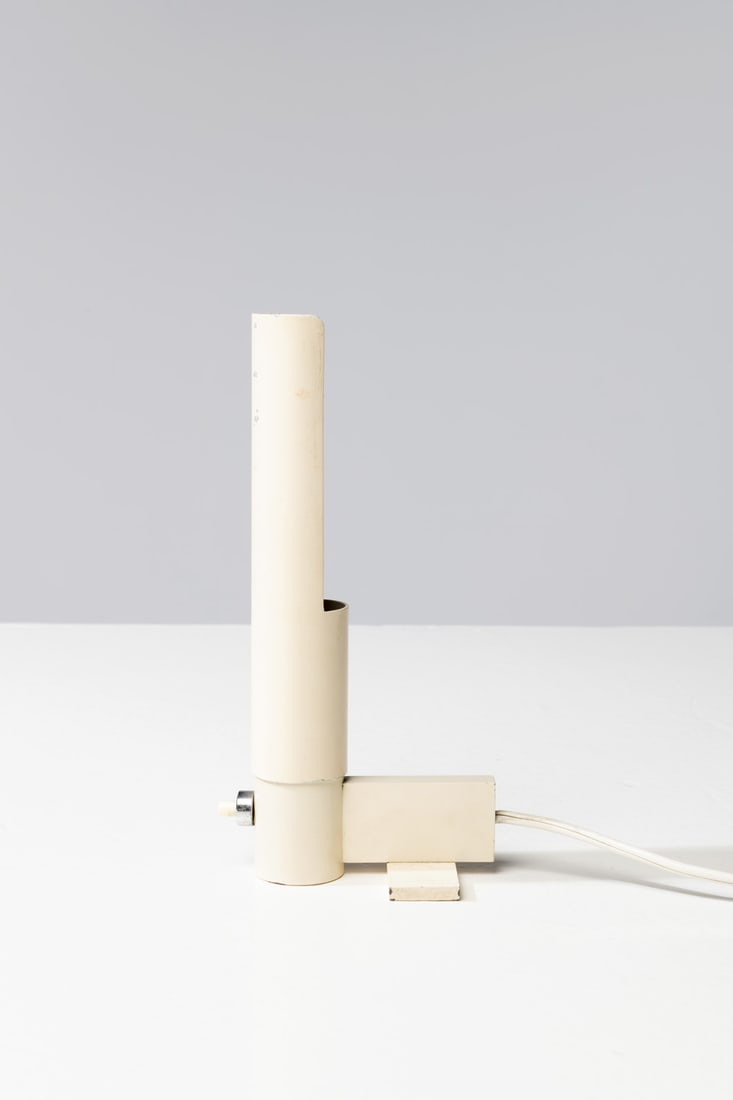 Gino Sarfatti (1912-1985) Low floor lamp - Model n°585 (1 of 1)