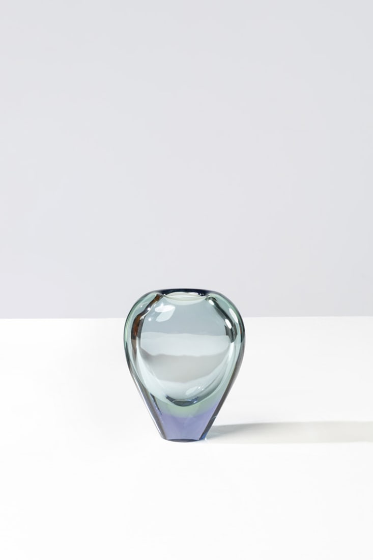 Flavio Poli (1900-1984) Vase - Model 11796, 'Sommerso' (1 of 1)