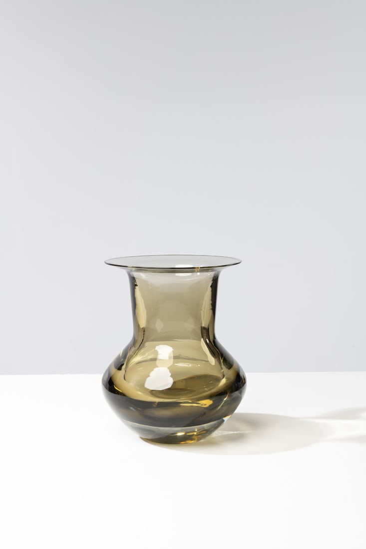 Mario Pinzoni (1927-1993) Vase - Model 13984, 'Sommerso' (1 of 1)