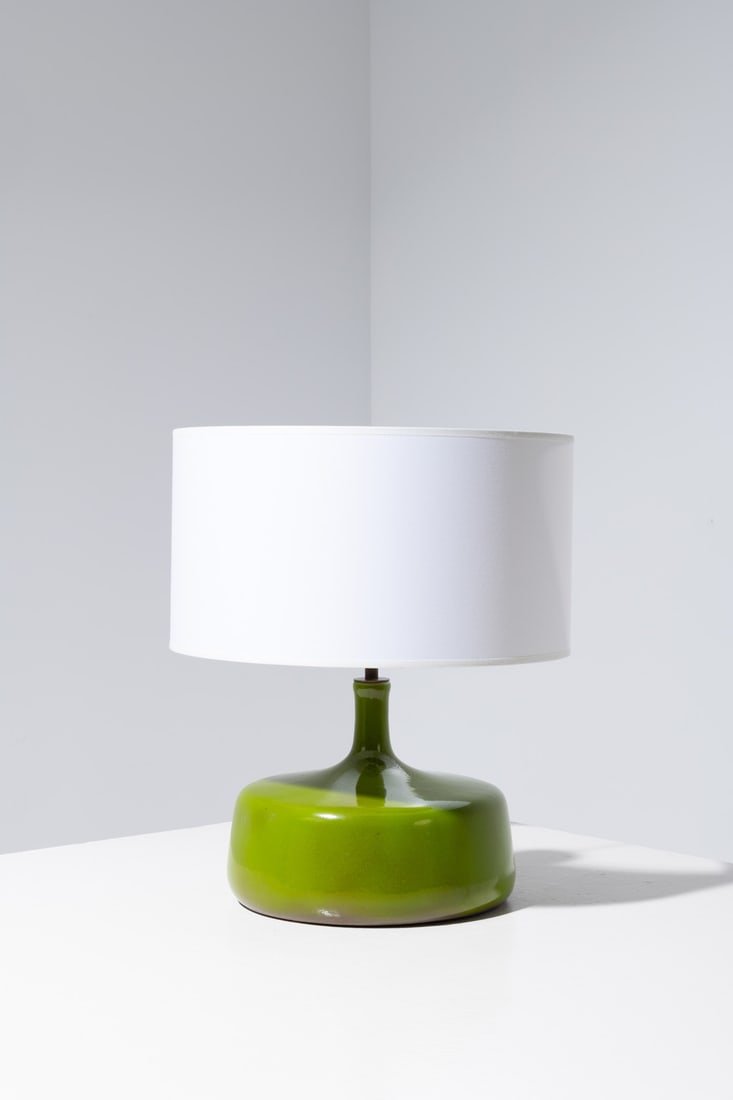 xx Jacques (1926-2008) & Dani Ruelland (1933-2010) Lamp: xx Jacques (1926-2008) & Dani Ruelland (1933-2010)LampGlazed ceramicIncised signature, 'Ruelland' on the undersideModel created circa 1960Pied: H 20 × Ø 25 cmWith lampshade: H 41 ×