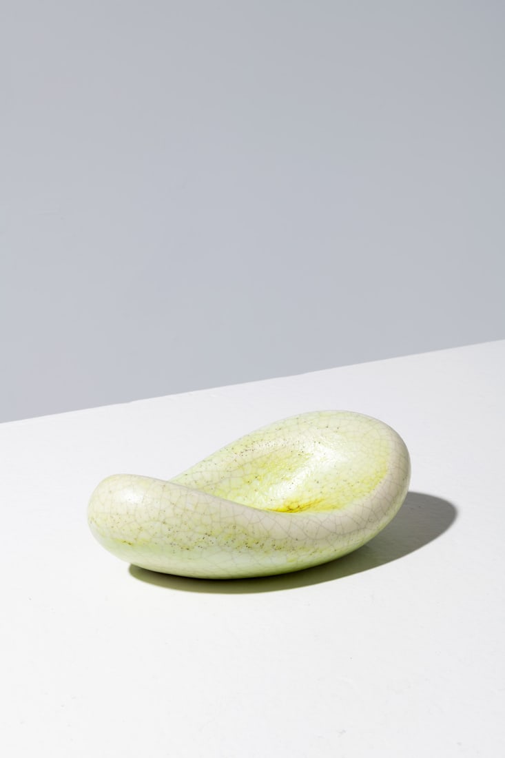 Georges Jouve (1910-1964) 'Banane' dish (1 of 1)