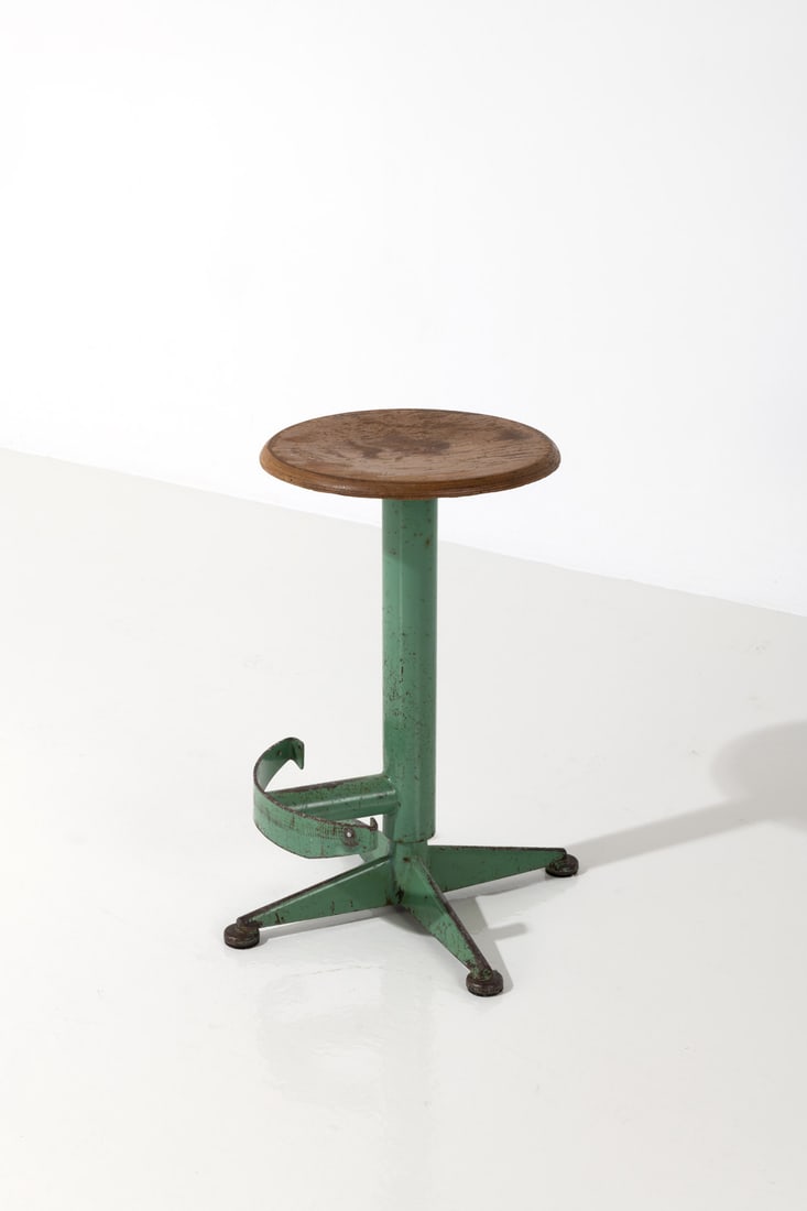 Ateliers Jean Prouvé (20th c.) Studio stool: Ateliers Jean Prouvé (20th c.)Studio stoolLacquered steel sheet and oakManufactured by the Ateliers Jean ProuvéModel created circa 1950H 55,5 × Ø 34 cmBibliography: 'Jean Prouv