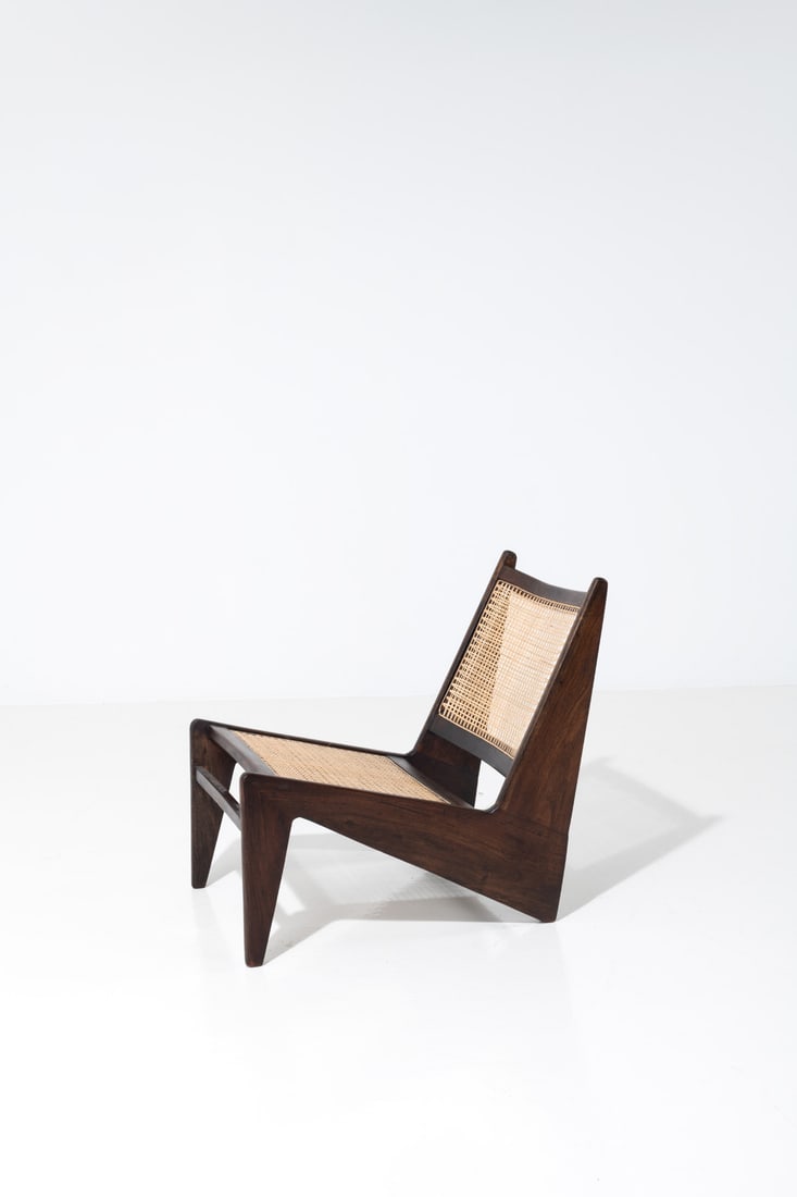 xx Pierre Jeanneret (1896-1967) 'Kangourou' armchair (1 of 1)