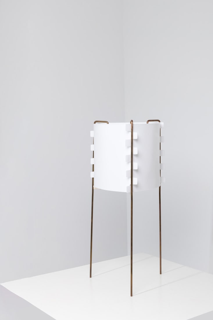 Joseph-André Motte (1925-2013) Floor lamp, model M4 (1 of 1)