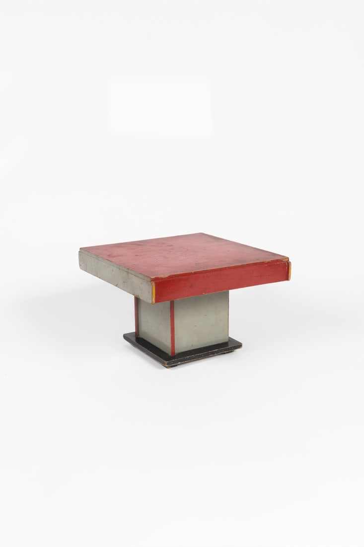 Jacobus (Ko) Verzuu (1901-1971) Miniature table - Model '835' (1 of 4)