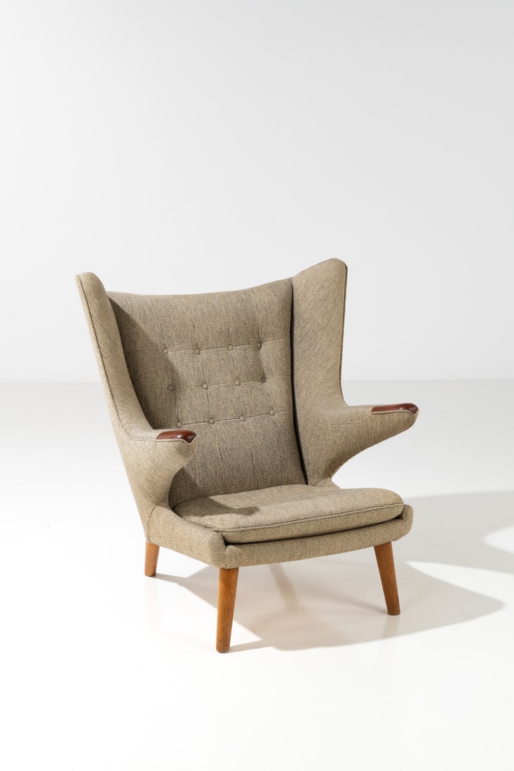Hans J. Wegner (1914-2007) Armchair - Model AP19, 'Papa Bear' (1 of 2)