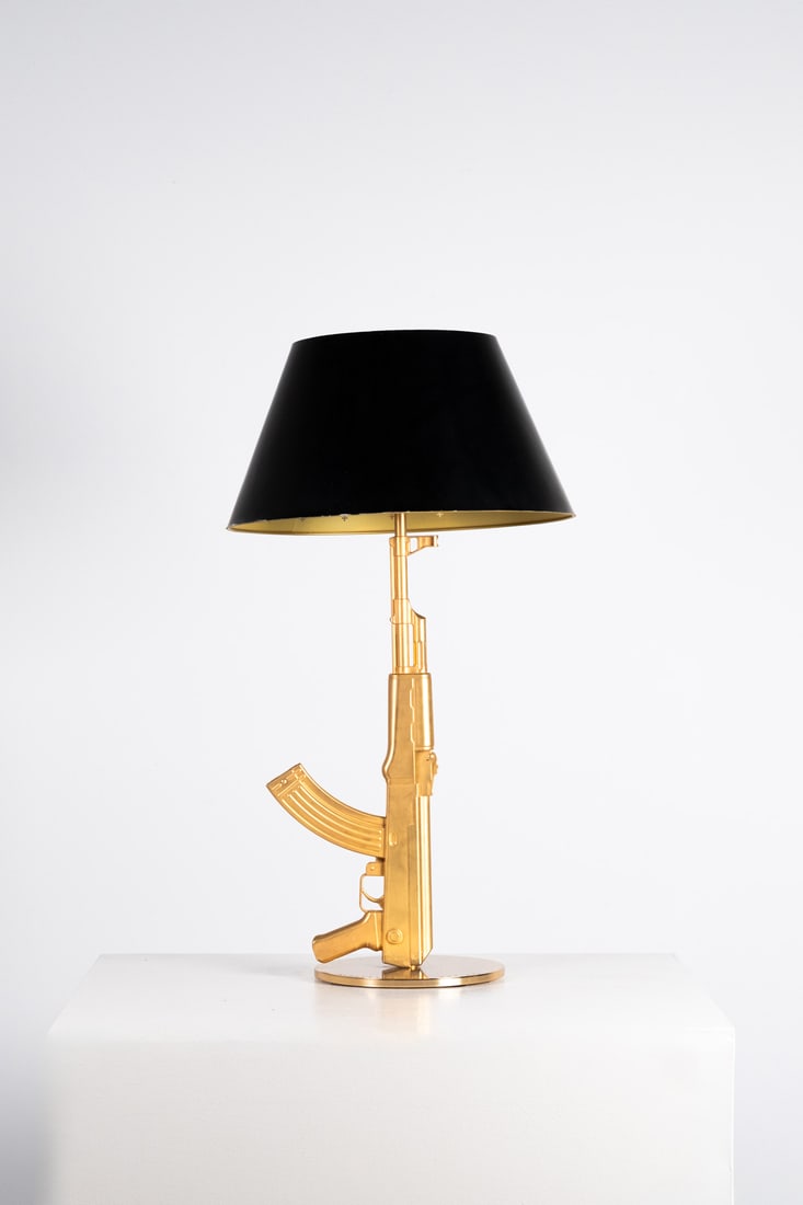 Philippe Starck (born in 1949) Table lamp - ‘Gun lamp’ model Cast aluminum, 18K (1 of 4)