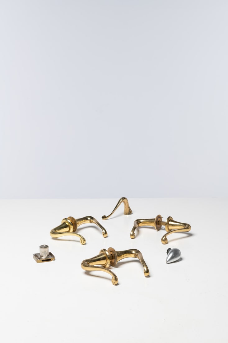 Antoni Gaudí (1852-1926) Three pairs of door handles - ‘Battló’ model Brass BD (1 of 1)