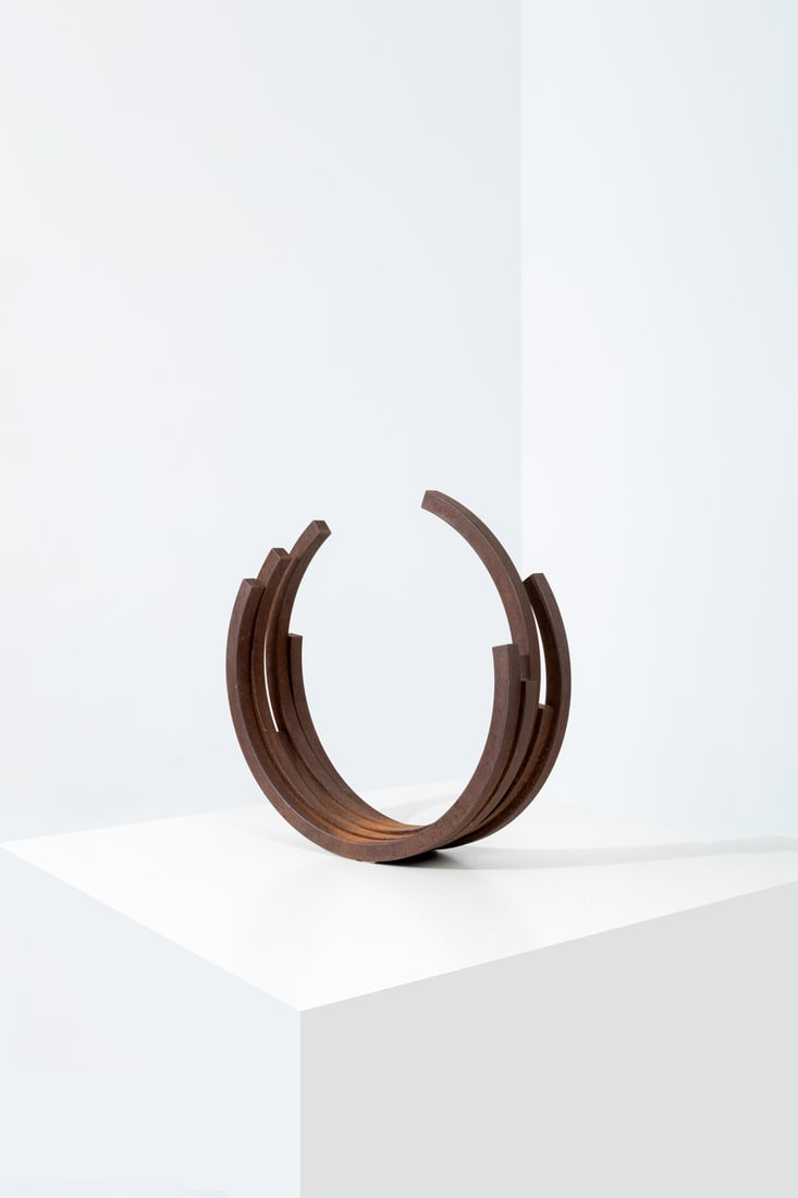 Bernar Venet (born in 1941) 222 (1 of 1)