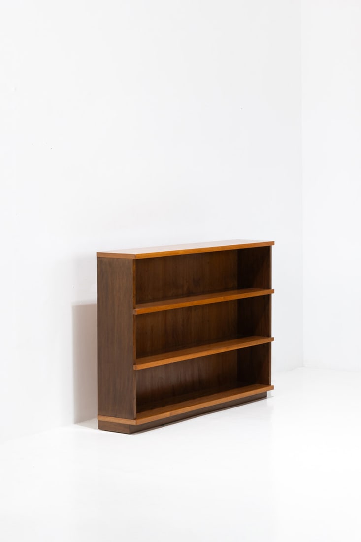 Axel Einar Hjorth (1888-1959) Bookcase: Axel Einar Hjorth (1888-1959) Bookcase Ash wood Edited by Nordiska Kompaniet Manufacturer's plaque with serial number 'NR 40016C - C30538' Model created in 1936 H 95,5 × L 125,5 × W 27 cm