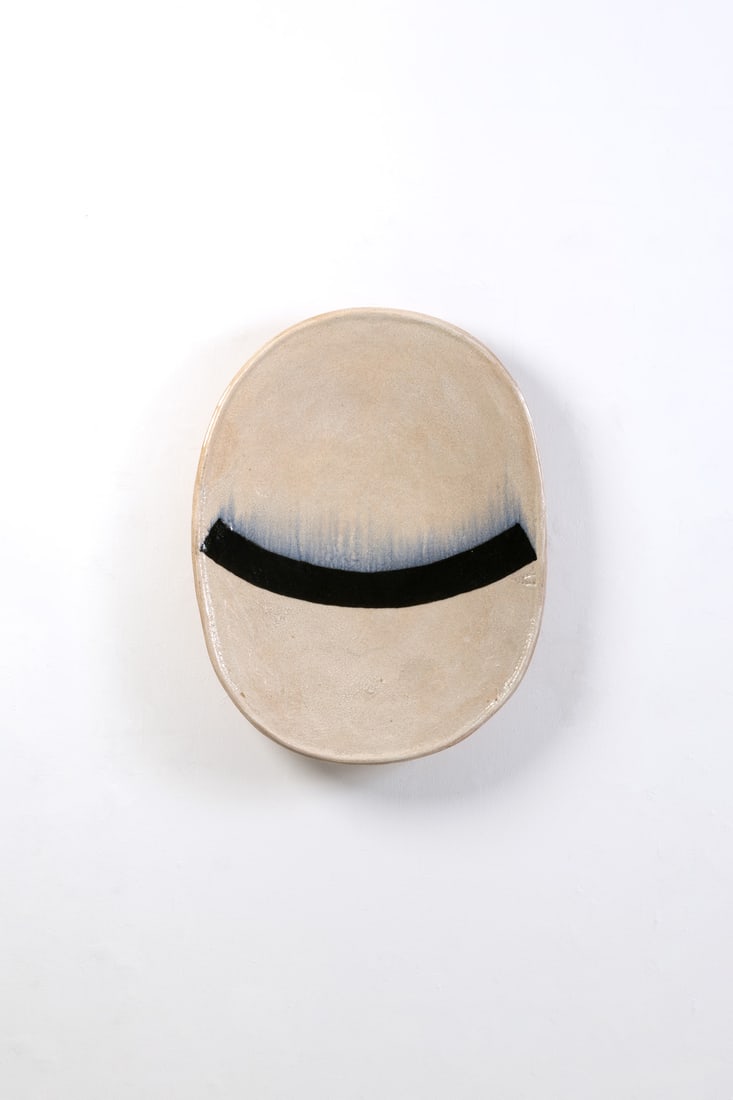 x Jun Kaneko (born 1942) Sculpture, 'Oval': x Jun Kaneko (born 1942) Sculpture, 'Oval' Unique piece Glazed ceramic Signed and dated on the back Model created in 1988 H 69 x L 54 x W 8 cm