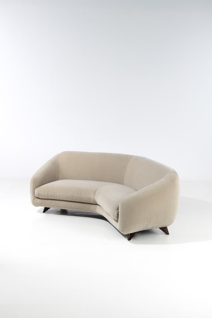 x Vladimir Kagan (1927-2016) Sofa - model 506, 'Tangent' (1 of 2)