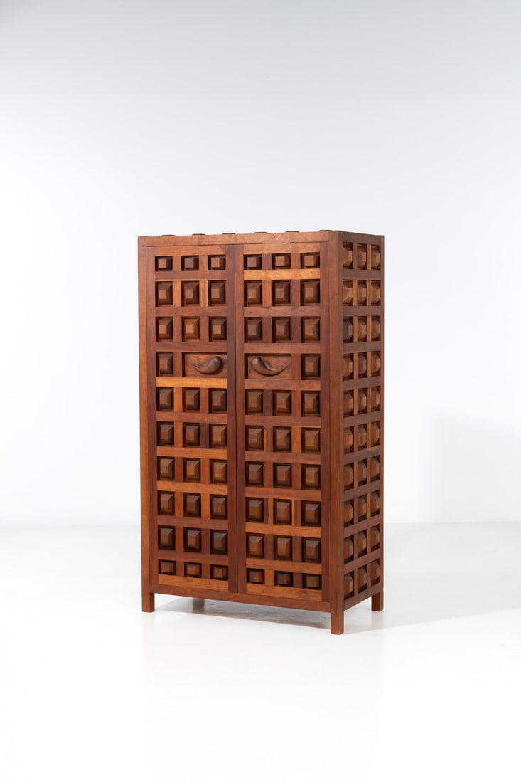 x Sam Forrest (born 1936) Dresser - Unique piece: x Sam Forrest (born 1936) Dresser - Unique piece Walnut, cherrywood and birch Model created in the 1960s H 173 x L 102 x W 53 cm