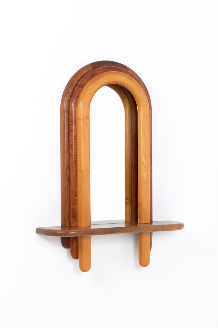 x California Craft (20th c.) Mirror: x California Craft (20th c.) Mirror Bleached and stained walnut Model created in the 1970s H 120 x L 89 x W 25 cm