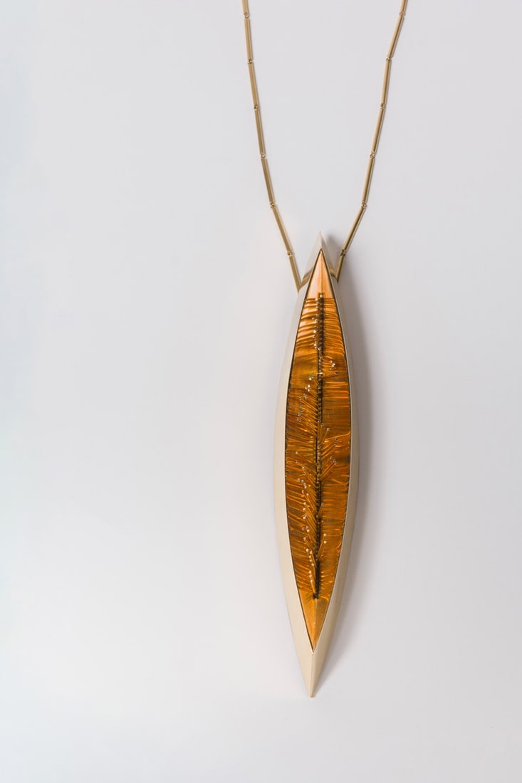 Pol Bury (1922–2005) Stems in two curved, closed forms, 1968 18-carat gold GEM Montebello (1 of 3)