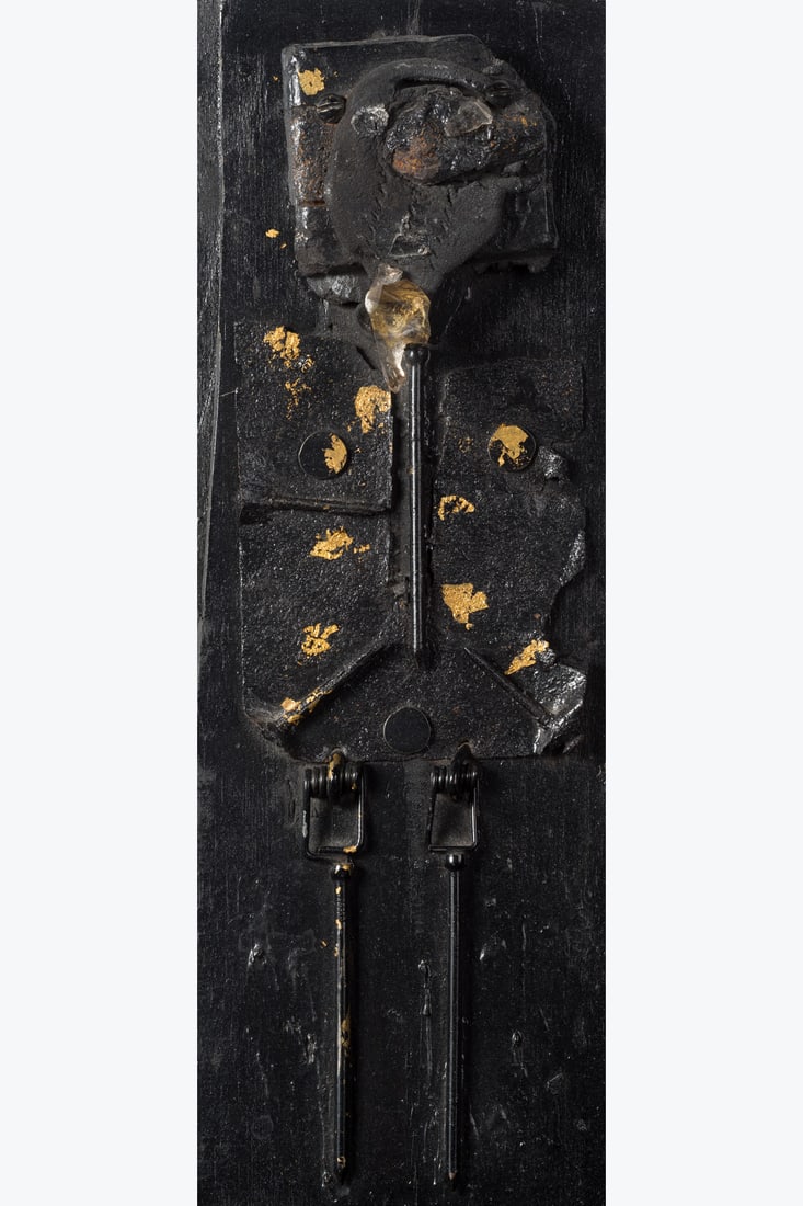 Paul Van Hoeydonck (1925–2025) Ramses II, 1961 Relief Metal, glass fragment, gold paint on (1 of 1)