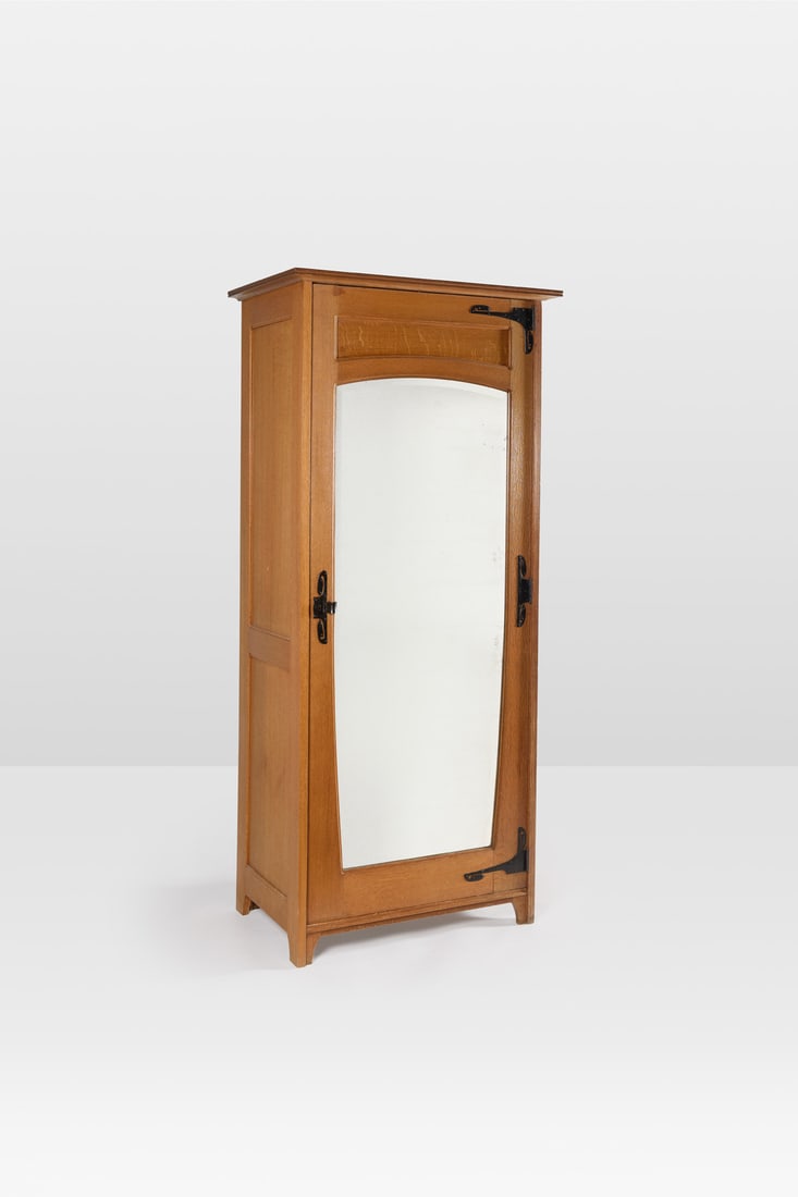Gustave Serrurier-Bovy (1858-1910) Wardrobe: Gustave Serrurier-Bovy (1858-1910) Wardrobe Oak and blackened iron Model created circa 1899 H 210 ×L 95 × W 60 cm Bibliography: F. Bigot du Mesnil du Buisson et E. du Mesnil du Buisson,