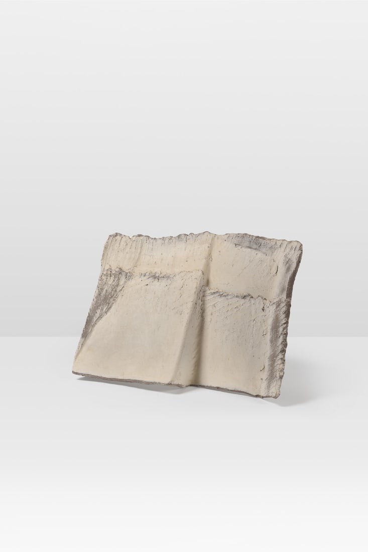 Pierre Culot (1938-2011) Sculpture – ‘Parchemin’ Model: Pierre Culot (1938-2011) Sculpture – ‘Parchemin’ Model Stoneware Monogrammed on the back Model created circa 1990 H 42 × L 55 cm Our thanks to Joseph Culot for the information