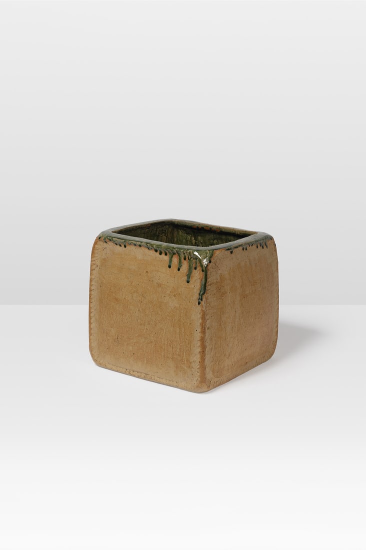 Pierre Culot (1938-2011) Square basin: Pierre Culot (1938-2011) Square basin Stoneware with glazed edges Monogrammed Model created circa 1985 H 30 × L 30 × W 30 cm Our thanks to Joseph Culot for the information he kindly