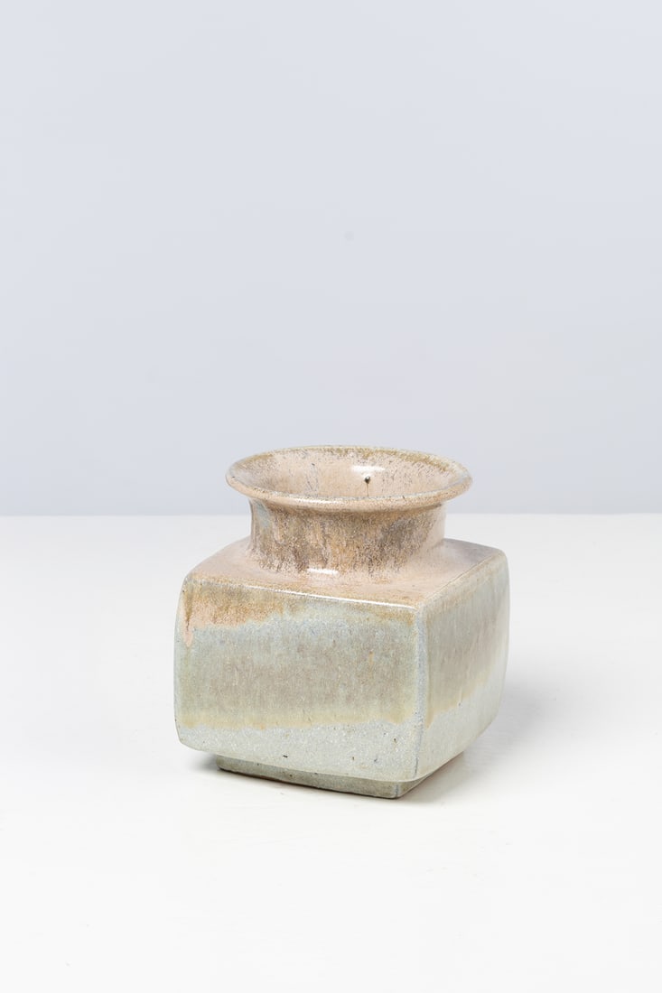 Pierre Culot (1938-2011) Vase: Pierre Culot (1938-2011) Vase Glazed stoneware Monogrammed beneath the base Model created circa 1975 H 16 ×L 13,5 ×W 15 cm Our thanks to Joseph Culot for the information he kindly provided