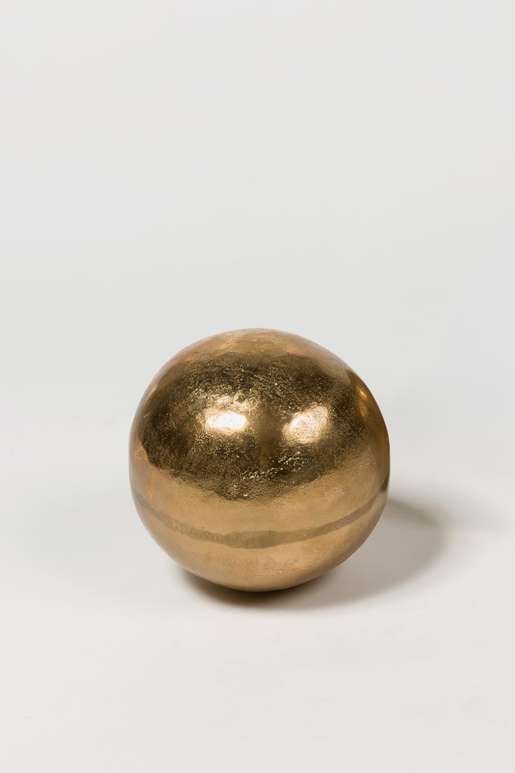 Ado Chale (1928-2025) Ball: Ado Chale (1928-2025) Ball Polished gilded cast bronze Model created circa 1973 H 17 × L 13 cm Bibliography: I. Chale, ‘Ado Chale’, Ed. Aparté, 2017, p. 57 The buyer can be