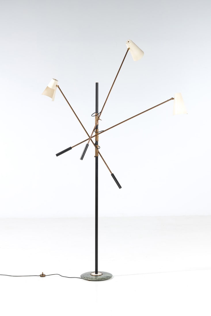 Stilnovo (Edited by, 20th c.) Floor lamp: Stilnovo (Edited by, 20th c.) Floor lamp Lacquered metal, marble and brass Edited by Stilnovo Manufacturer’s label Models created in the 1960s H 190 × L 145 × W 120 cm (variable)