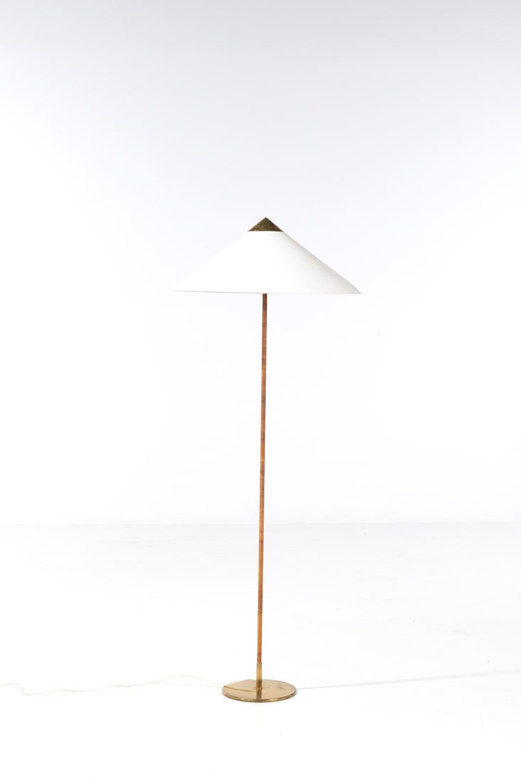Paavo Tynell (1890-1973) Floor lamp - Model 9602, ‘Chinese Hat’ (1 of 1)