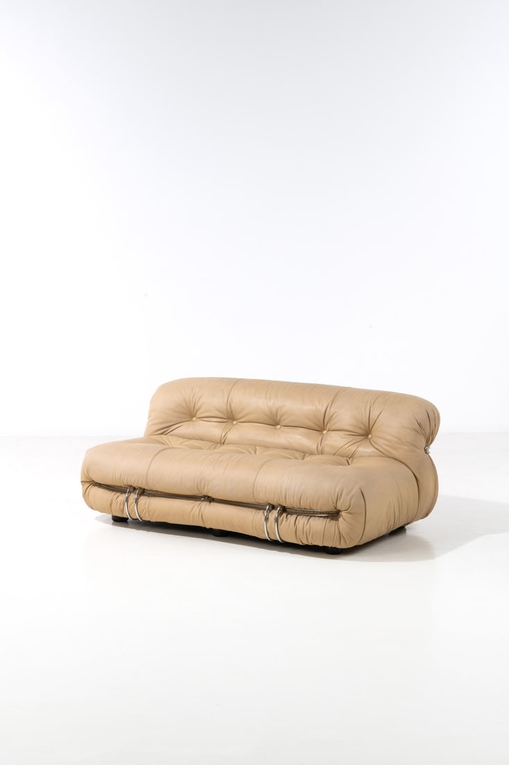 Afra (1937-2011) & Tobia Scarpa (Born 1935) Sofa - ‘Soriana’ Model: Afra (1937-2011) & Tobia Scarpa (Born 1935) Sofa - ‘Soriana’ Model Leather and metal Edited by Cassina Model created in the 1970s H 63 × L 162 × W 90 cm