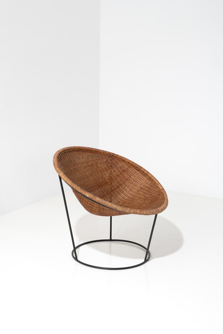 Joseph-André Motte (1925-2013) ‘Catherine’ armchair: Joseph-André Motte (1925-2013) ‘Catherine’ armchair Rattan core and lacquered metal Edited by Rougier Model created circa 1955 H 69 × Ø 78 cm Bibliography: - P. Favardin,