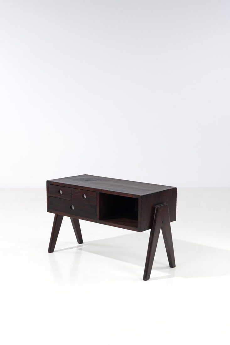 Pierre Jeanneret (1896-1967) Chest of drawers (1 of 1)