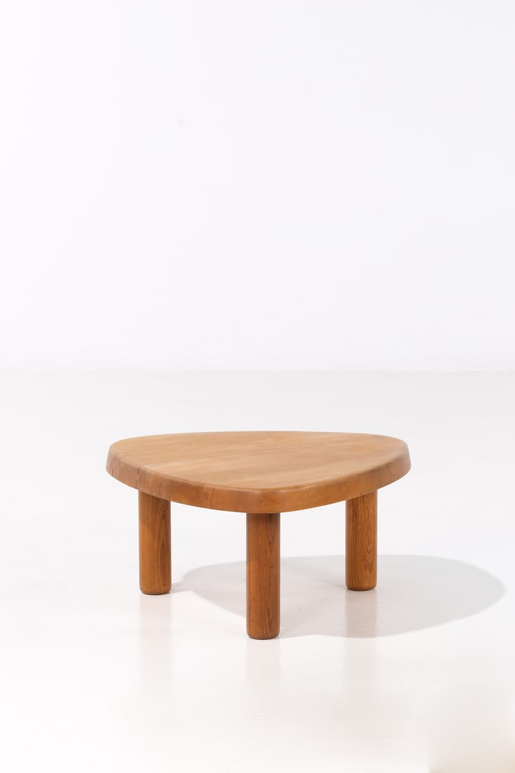 Pierre Chapo (1927-1987) Coffee table – Model T23: Pierre Chapo (1927-1987) Coffee table – Model T23 Elm wood Model created circa 1960 H 33 × L 65 × W 65 cm Bibliography: H. Magen et al., ‘Pierre Chapo, un artisan
