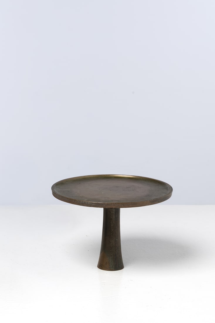 Angelo Mangiarotti (1921–2012) Display stand (1 of 2)