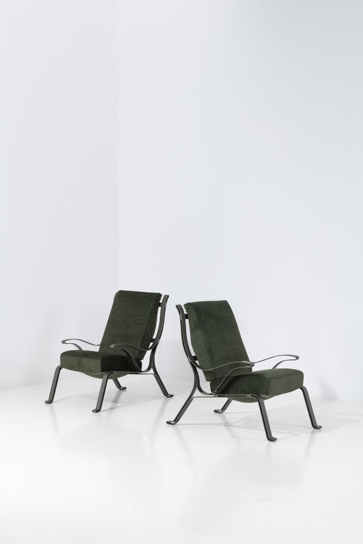 Luigi Caccia Dominioni (1913-2016) Pair of 'Battibius' armchairs (1 of 1)