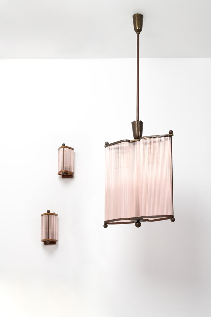 Venini (edited by, 20th c.) Suspension and matching pair of sconces: Venini (edited by, 20th c.)Suspension and matching pair of sconcesStained glass and brassEdited by VeniniModel created in the 1930sH 117 × L 38 × W 11 cm (suspension)H 18 × L 10 ×