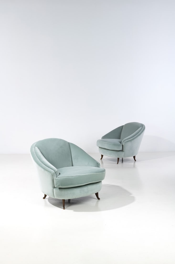 Gio Ponti (1891-1979) Pair of armchairs: Gio Ponti (1891-1979)Pair of armchairsLacquered and gilded wood and fabricEdited by I.S.AModel created in the late 1940sH 75 × L 80 × W 90 cmExpertise conducted by the Gio Ponti Archives.