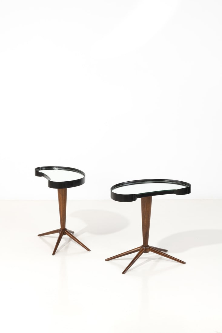 Guglielmo Ulrich (1904-1977), attributed to Pair of side tables: Guglielmo Ulrich (1904-1977), attributed toPair of side tablesLacquered wood, brass, walnut and stained glassModel created circa 1940H 60 × L 61,5 × W 35cm