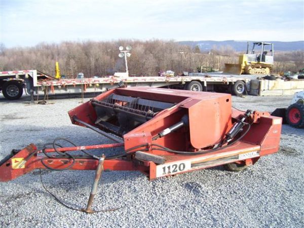 255: HESSTON 1120 9' HAYBINE