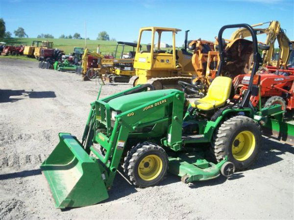 NICE JOHN DEERE 4110 4WD TRACTOR W/LDR/MOWER: TRACTOR IS IN VERY NICE SHAPE WITH ONLY 161 HRS ON THE METER. HAS 4WD, R-TIRES, 60IN BELLY MOWER, 3PT, 540 PTO, JOHN DEERE 410 LOADER. VERY CLEAN, LATE MODEL UNIT, HARDLY ANY USE ON THIS TRACTOR! We a