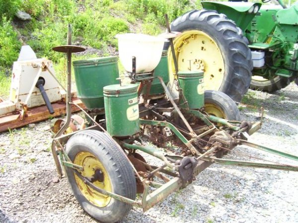 JOHN DEERE 290 2 ROW CORN PLANTER - 3