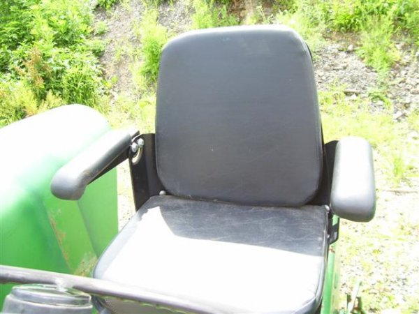 JOHN DEERE 3020 DIESEL FARM TRACTOR - 5