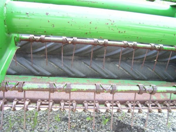 NICE JOHN DEERE 720 9FT HAYBINE - 6
