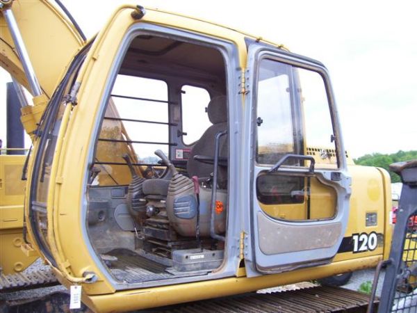JOHN DEERE 120 EXCAVATOR W/3RD VAVLE/QUICK COUPLE - 5