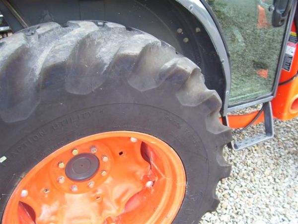 NICE KUBOTA L 5030 4WD TRACTOR W/CAB/AIR/LOADER - 4