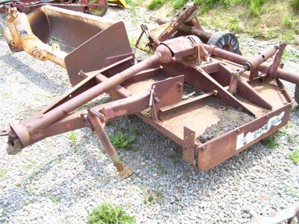 BUSH HOG 5' HEAVY DUTY PULL TYPE ROTARY MOWER - 3