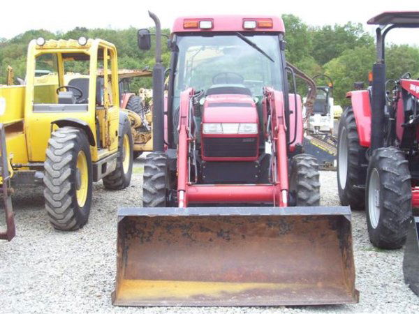 NICE CASE IH CX 60 4WD TRACTOR W/CAB/AIR/LOADER/91: NICE CASE IH CX 60 4WD TRACTOR WITH CAB, HEAT, AIR, RADIO, QUICK ATTACH L400 CASE IH LOADER, DIESEL, MANAUL TRANSMISSION WITH LEFT HAND SHUTTLE SHIFT AND ELECTRIC 2 SPEED, 3PT, PTO, REMOTE OUTLET. TRA